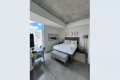 151 SE 1st St #2406, Miami, FL 33131 - Photo 1