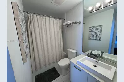 151 SE 1st St #2406, Miami, FL 33131 - Photo 9