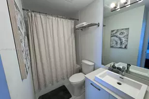 151 SE 1st St, Miami, FL 33131 - Photo 9