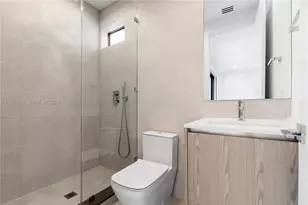 3047 Elizabeth St, Miami, FL 33133 - Photo 21