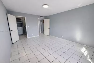 8005 Lake Dr #404, Doral, FL 33166 - Photo 29