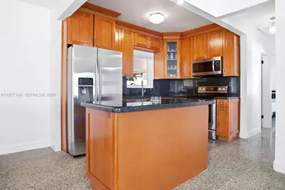 1455 NE 180th St, North Miami Beach, FL 33162 - Photo 9