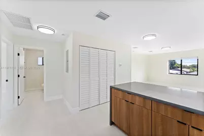 1171 NW 66th St, Miami, FL 33150 - Photo 25