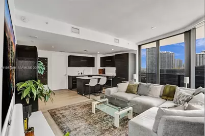 45 SW 9th St #2001, Miami, FL 33130 - Photo 21