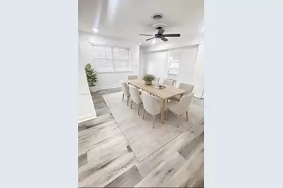 7910 NW 12th St, Pembroke Pines, FL 33024 - Photo 5