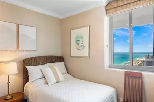 4775 Collins Ave, Miami Beach, FL 33140 - Photo 11