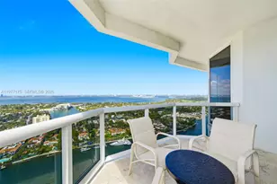 4775 Collins Ave, Miami Beach, FL 33140 - Photo 15