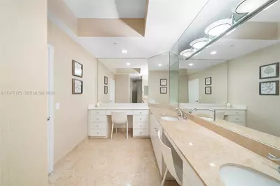 4775 Collins Ave #4005, Miami Beach, FL 33140 - Photo 9