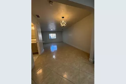 7664 NW 182nd Ter #105, Hialeah, FL 33015 - Photo 7