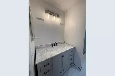 7664 NW 182nd Ter #105, Hialeah, FL 33015 - Photo 25