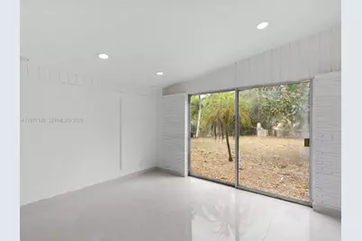 4331 SW 31st Dr, West Park, FL 33023 - Photo 11