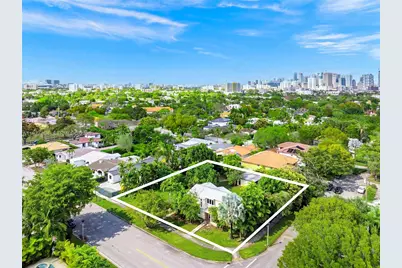 701 SW 27th Rd, Miami, FL 33129 - Photo 3