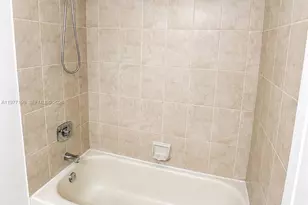 11216 SW 12th St, Pembroke Pines, FL 33025 - Photo 13