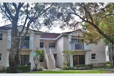 11216 SW 12th St #203, Pembroke Pines, FL 33025 - Photo 1