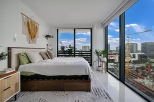 460 NE 28th St, Miami, FL 33137 - Photo 17