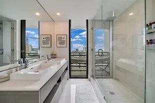 460 NE 28th St, Miami, FL 33137 - Photo 19