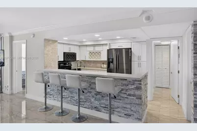 2655 Collins Ave #1407, Miami Beach, FL 33140 - Photo 15