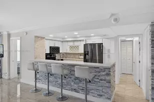 2655 Collins Ave, Miami Beach, FL 33140 - Photo 15