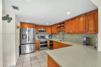 6639 SW 116th Pl #A-1, Miami, FL 33173 - Photo 9