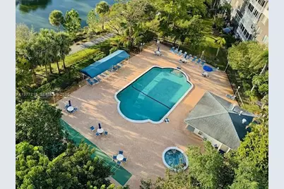 4001 Hillcrest Dr #1014, Hollywood, FL 33021 - Photo 21