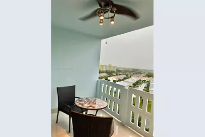 4001 Hillcrest Dr #1014, Hollywood, FL 33021 - Photo 13