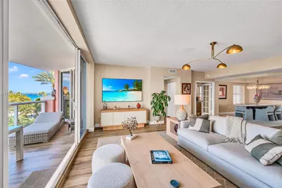 2051 SE 3rd St #407, Deerfield Beach, FL 33441 - Photo 9