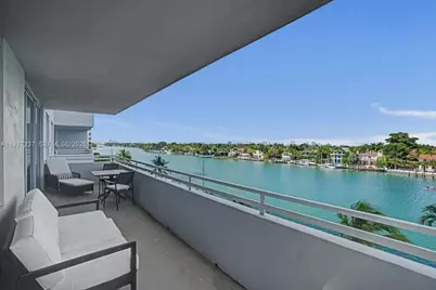 5700 Collins Ave #5L, Miami Beach, FL 33140 - Photo 3