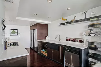 5700 Collins Ave #5L, Miami Beach, FL 33140 - Photo 7