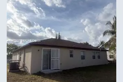 15121 SW 106th Ave, Miami, FL 33176 - Photo 23