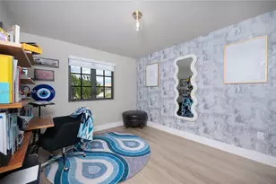 340 NE 194th Ln, Miami, FL 33179 - Photo 25