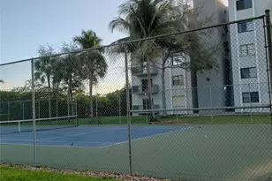 1301 NE 7th St, Hallandale Beach, FL 33009 - Photo 21