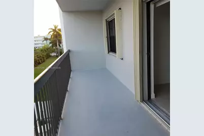 1301 NE 7th St #314, Hallandale Beach, FL 33009 - Photo 17