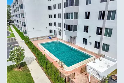 250 180th Dr #554, Sunny Isles Beach, FL 33160 - Photo 25