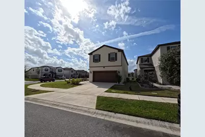 2647 E Lake Point Dr, Kissimmee, FL 34744 - Photo 37