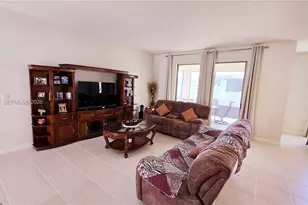 2647 E Lake Point Dr, Kissimmee, FL 34744 - Photo 29