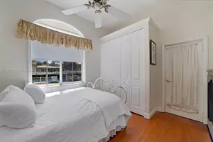 2046 NE 15th St, Fort Lauderdale, FL 33304 - Photo 21