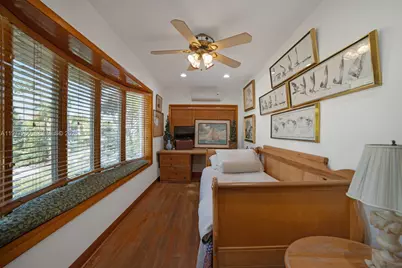 2046 NE 15th St, Fort Lauderdale, FL 33304 - Photo 41