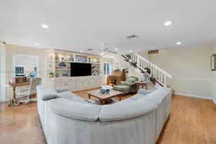 2046 NE 15th St, Fort Lauderdale, FL 33304 - Photo 11