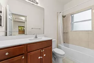 236 SE 32nd Ave, Homestead, FL 33033 - Photo 7