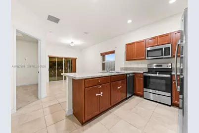 236 SE 32nd Ave, Homestead, FL 33033 - Photo 17