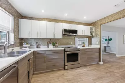 3501 NW 17th Ter, Oakland Park, FL 33309 - Photo 9