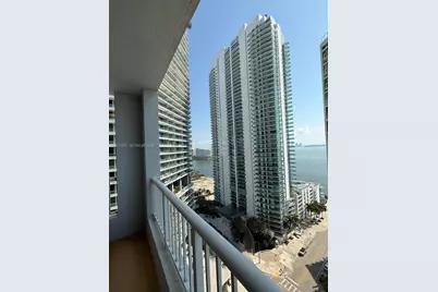 170 SE 14th St #2202, Miami, FL 33131 - Photo 5