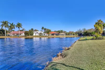 1048 NW 110th Ln, Coral Springs, FL 33071 - Photo 9