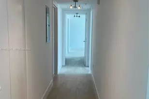 92 SW 3rd St, Miami, FL 33130 - Photo 15