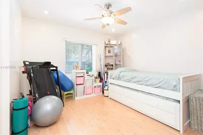 [Address not provided], Hialeah, FL 33015 - Photo 17