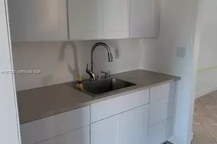 142 SE 4th Ave, Boynton Beach, FL 33435 - Photo 5