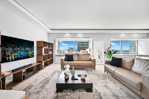 1435 Brickell Ave, Miami, FL 33131 - Photo 3