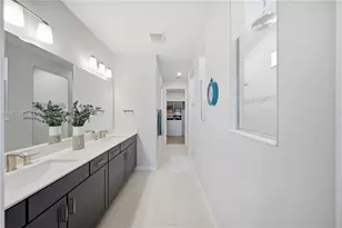 2618 Del Webb Dr, Other City - In The State Of Florida, FL 34715 - Photo 15