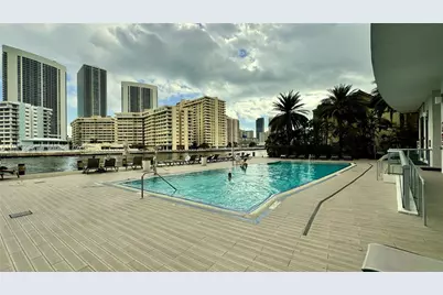 2600 E Hallandale Beach Blvd #T3205, Hallandale Beach, FL 33009 - Photo 25