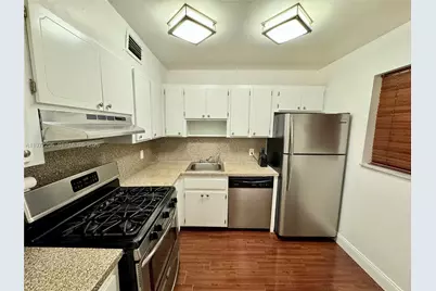 1615 Meridian Ave #203, Miami Beach, FL 33139 - Photo 5